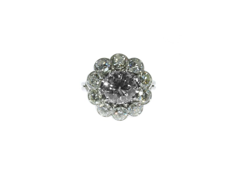 Diamond cluster ring