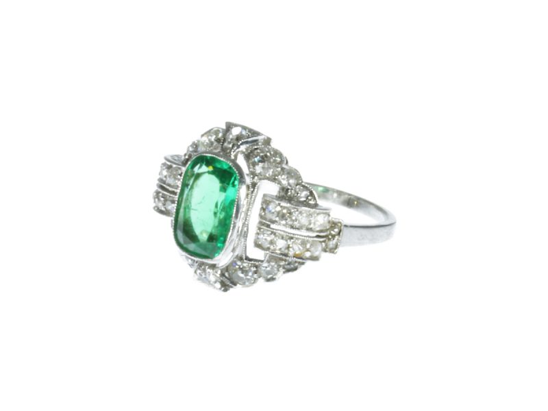 Art deco emerald & diamond ring
