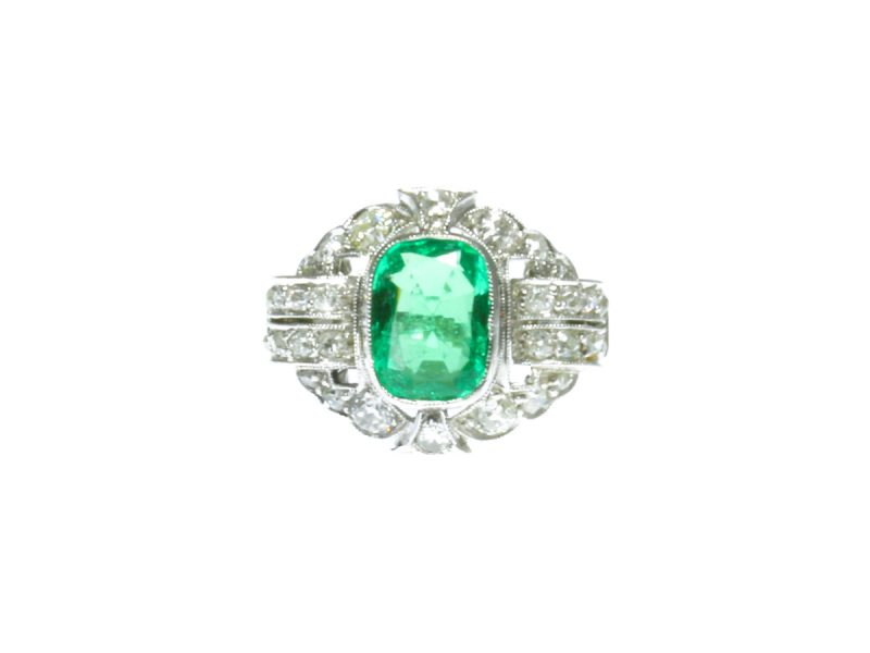 Art deco emerald & diamond ring