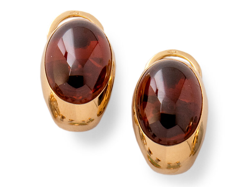 Garnet Single Stone Earrings By Pomellato