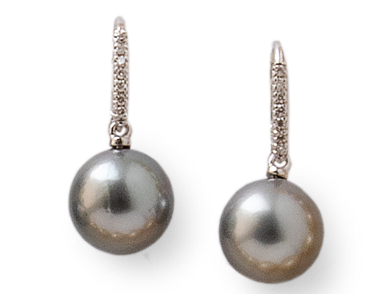 Tahitian Cultured Pearl Earrings